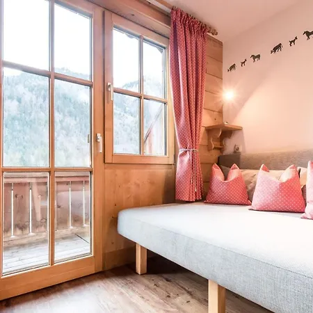 Haus Pfannenhoelzer * 힌델랑