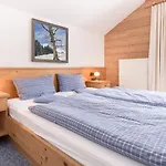 Haus Pfannenhoelzer